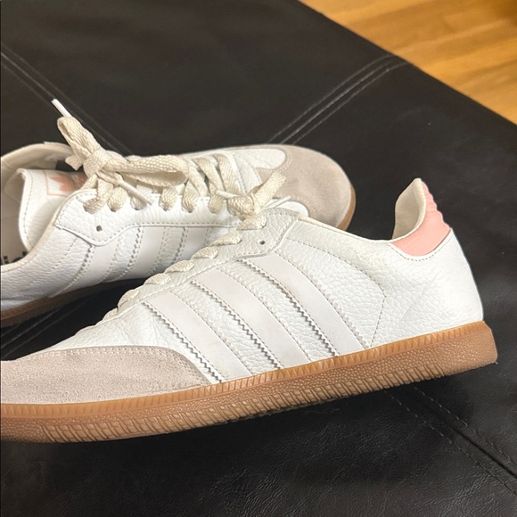 Adidas Samba Women's Pink and Cream - Picture 4 of 13